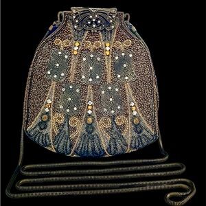 🌸 GORGEOUS VINTAGE EVENING BAG